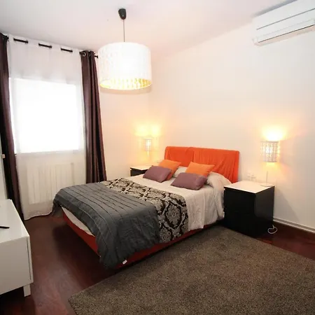 Arago فندق مبيت وإفطار *